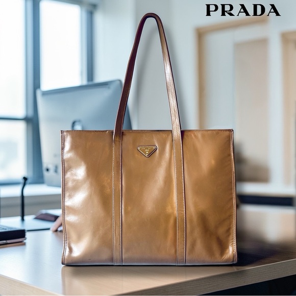 AUTHENTIC PRADA PALTRO NV NAPPA ANTIQUE GLOSSY CAMEO LEATHER TOTE-ONLINE COMPS - Picture 2 of 9